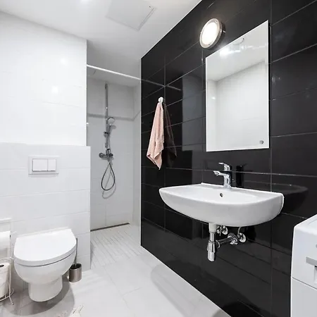 Location - Large Balcony - New Building 아파트 *