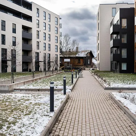 Location - Large Balcony - New Building Apartament *