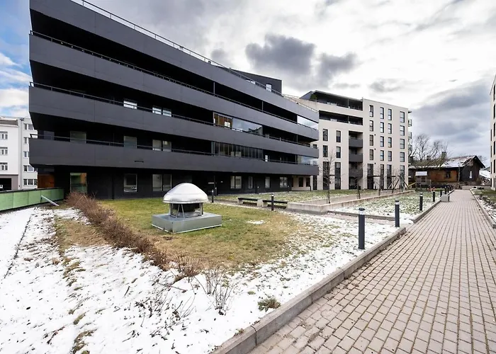 Apartament Location - Large Balcony - New Building *