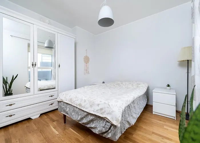 Location - Large Balcony - New Building Apartament *